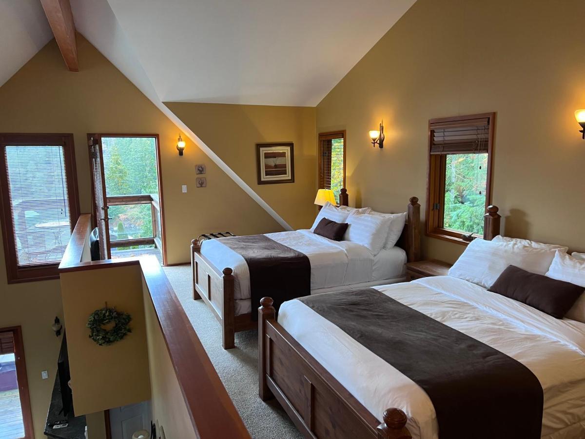 Sunshine Coast Resort Madeira Park Ngoại thất bức ảnh