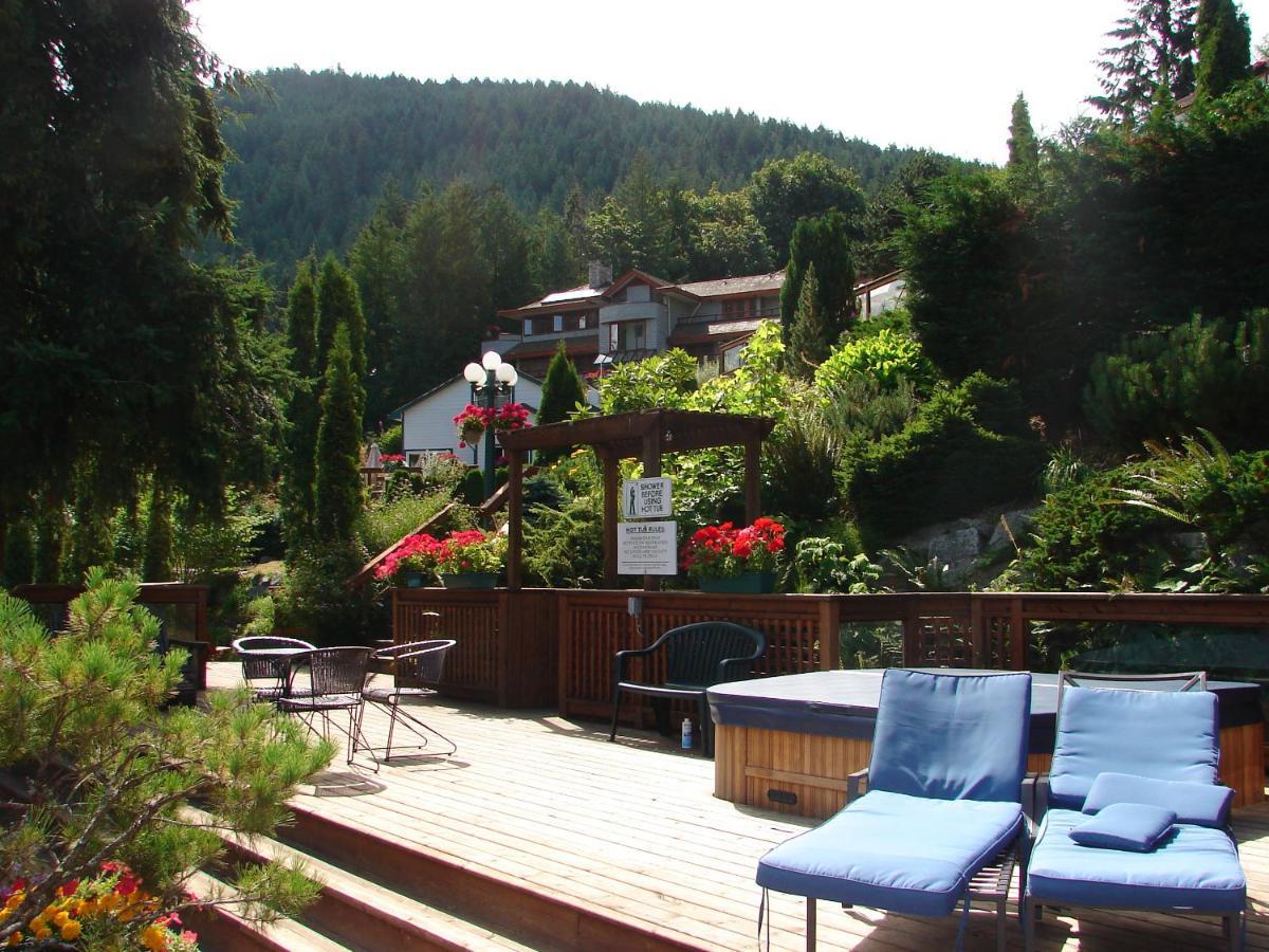 Sunshine Coast Resort Madeira Park Ngoại thất bức ảnh