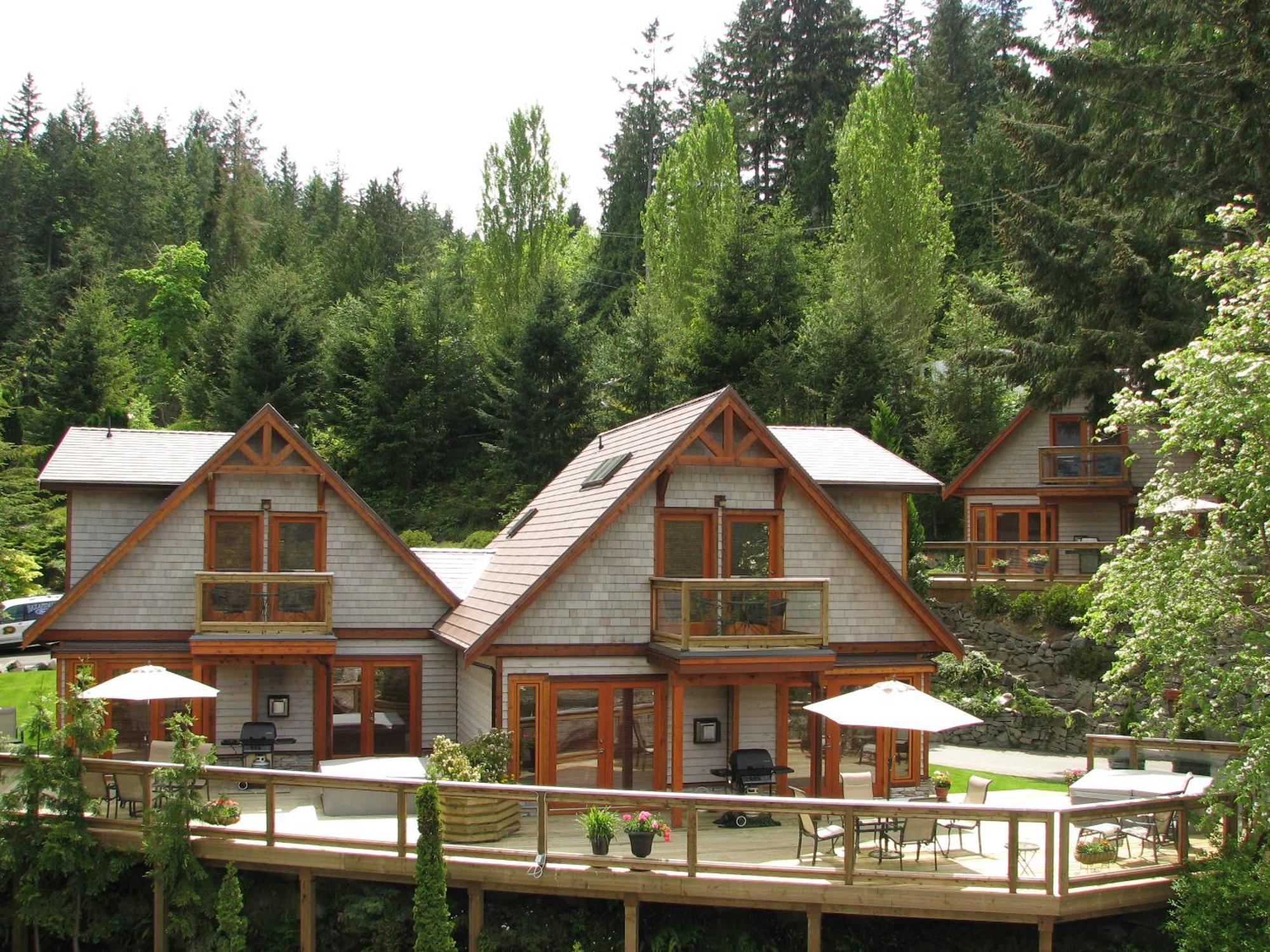 Sunshine Coast Resort Madeira Park Ngoại thất bức ảnh